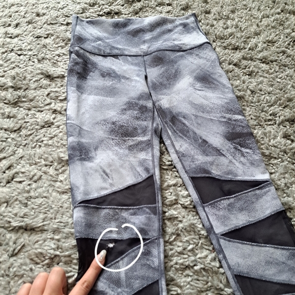 Ivivva | Black & grey yoga pants with mesh cut outs *1 small hole* - Picture 3 of 10